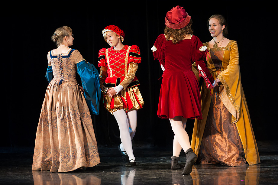 Capella Nicopolensis z Mikołowa - Interwał (Korowód – VIII Spotkania z Tańcem Dawnym)